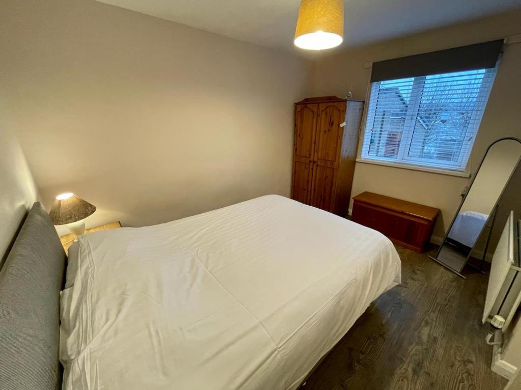 Bishop'S Gate Apartment Londonderry Exterior photo